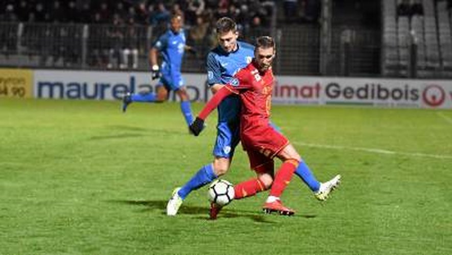 Football / National : match nul entre Rodez et Béziers à la pause (0-0) !