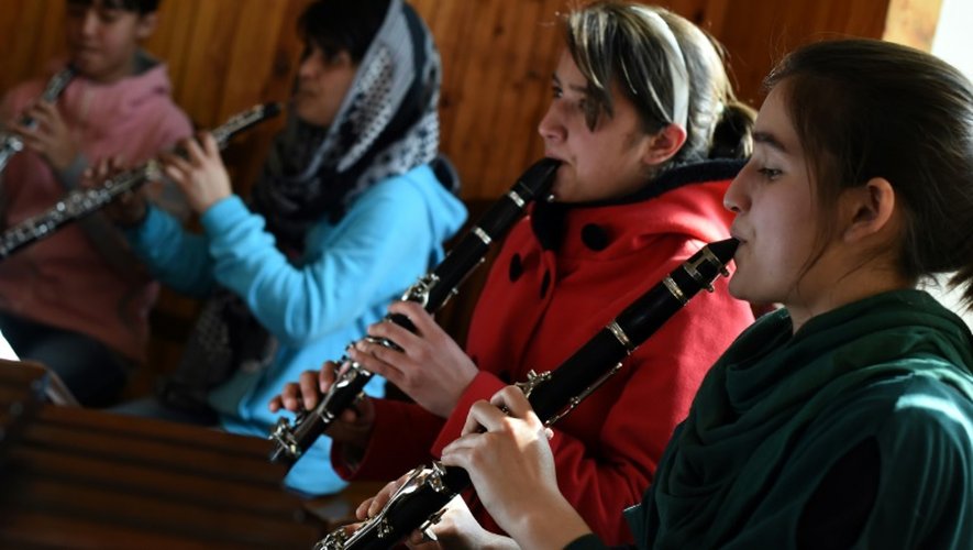 Les musiciennes de "Zohra", le premier orchestre 100% féminin d'Afghanistan, le 8 janvier 2017 en répétition à l'Institut national de musique à Kaboul