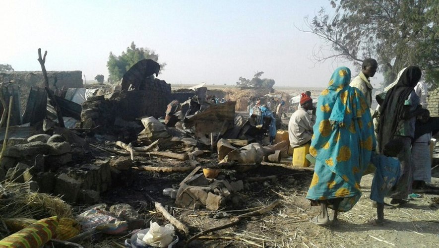 Destructions après un bombardement accidentel d'un camp de déplacés à Rann, au Nigeria, le 17 janvier 2017