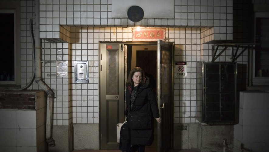Ursula Gauthier, correspondante de L'Obs en Chine, quitte son appartement de Pékin pour rentrer en France, le 31 décembre 2015