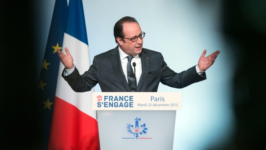 François Hollande à l'Elysée, à Paris, le 22 décembre 2015