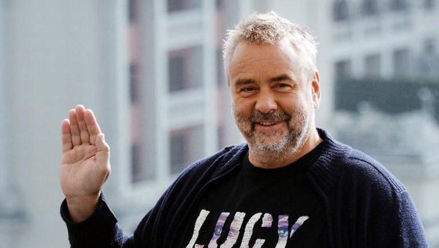 Le réalisateur et producteur français Luc Besson présente son film "Lucy" à Moscou le 9 septembre 2014
