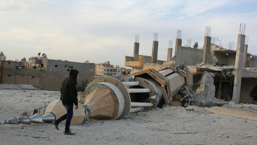 Images de destruction dans la ville de Raqa, en Syrie, le 25 novembre 2014