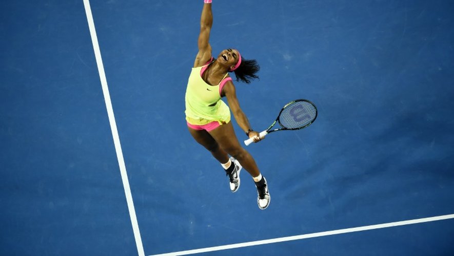 L'Américaine Serena Williams après sa victoire en finale de l'Open d'Australie de tennis le 31 janvier 2015 à Melbourne