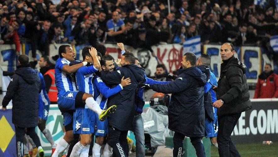 Les joueurs de Grenoble après avoir battu Marseille en Coupe de France, le 4 janvier 2015 à Grenoble