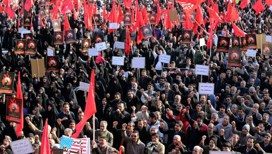 Manifestation le 4 janvier 2016 à Téhéran contre l'exécution de Nimr al-Nimr en Arabie