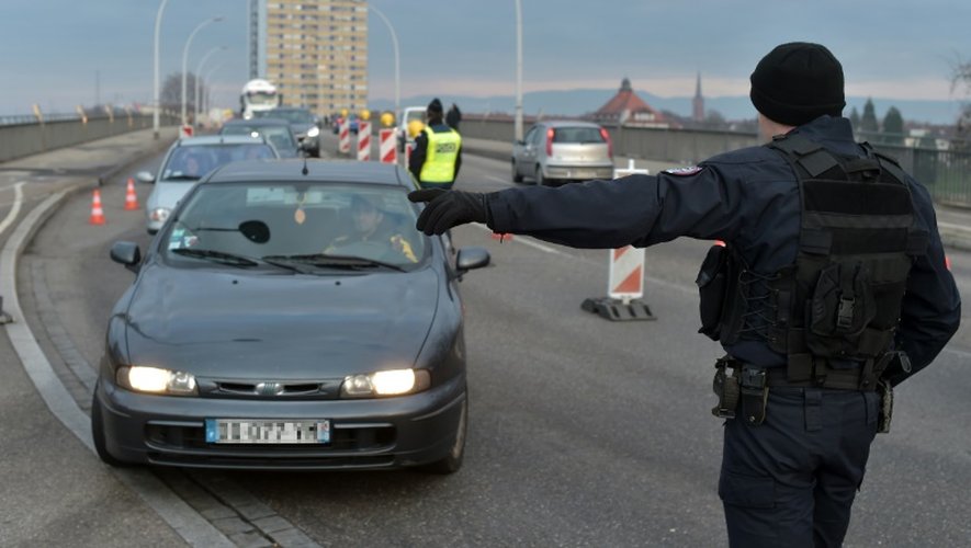 Contrôles policiers de véhicules le 29 décembre 2015 à Strasbourg
