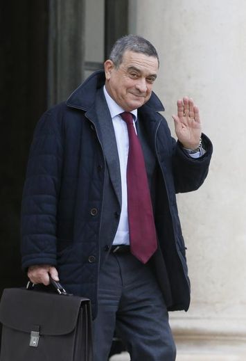 Jean-Louis Nadal à la sortie de l'Elysée après la remise d'un rapport  sur "l'exemplarité des responsables publics" le 7 janvier 2015 à Paris