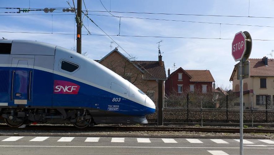 Un TGV en gare de Belfort, le 22 mars 2013