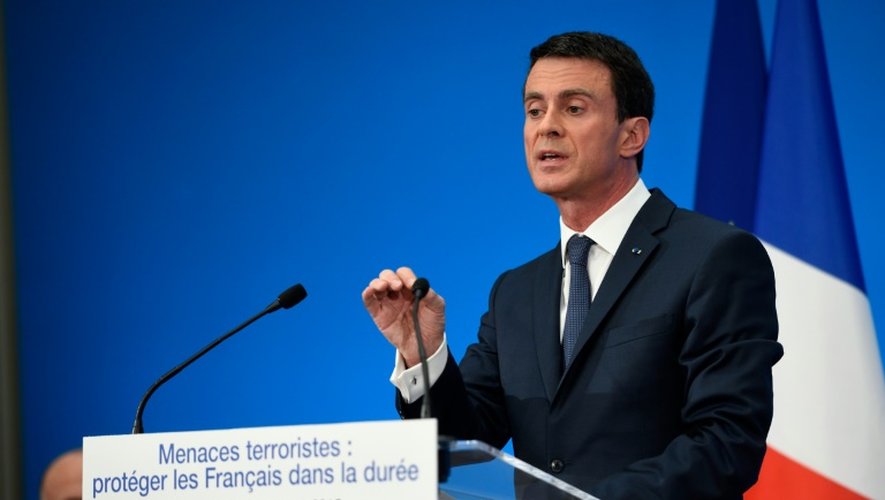 Le Premier ministre Manuel Valls lors d'une conférence de press le 23 décembre 2015 à l'Elysée à Paris