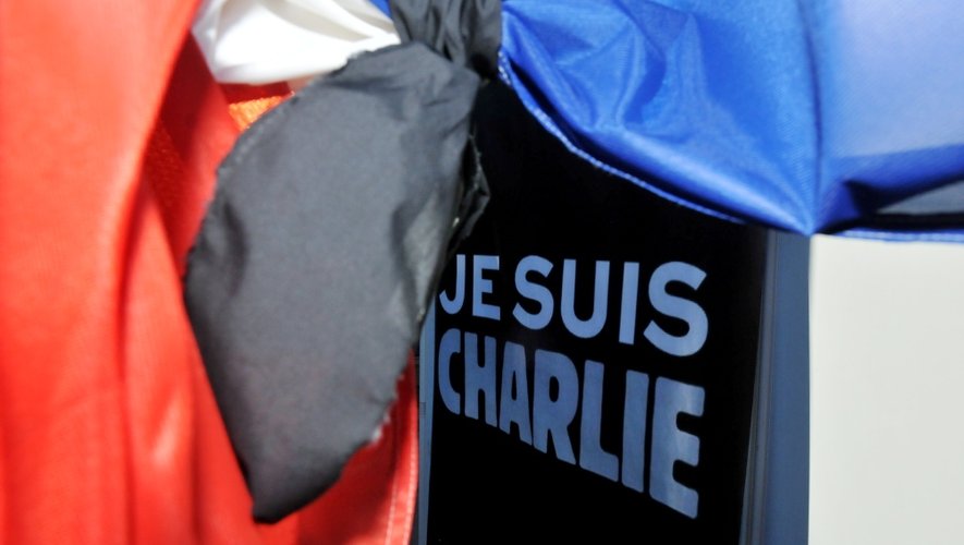 Hommage à Charlie Hebdo : l'émotion en Aveyron