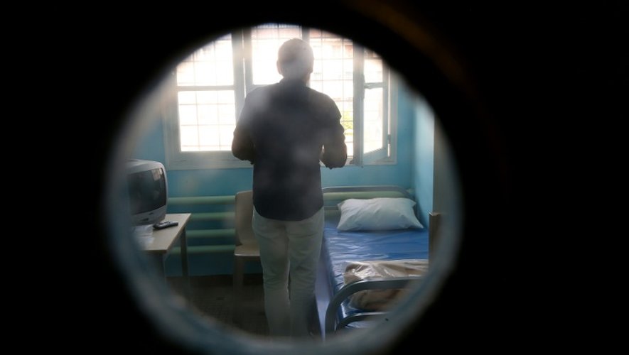 Un détenu dans sa cellule 4 août 2015 à Ville-sous-la-Ferte