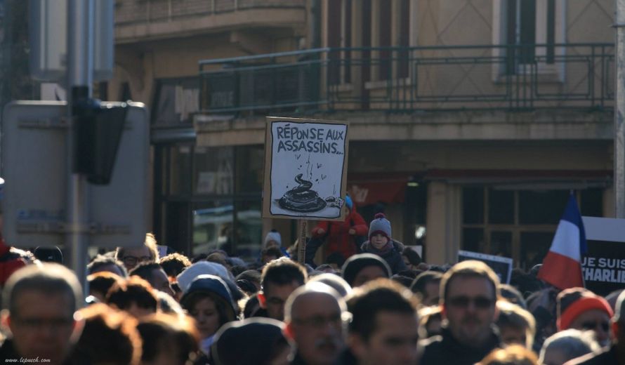 DIRECT. "Je suis Charlie" : plus de 25 000 Aveyronnais dans la rue