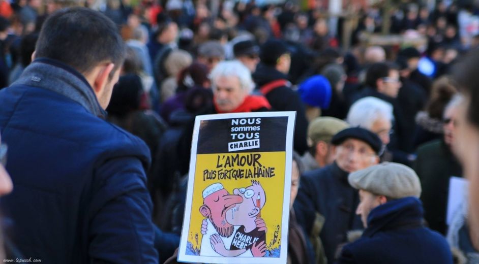 DIRECT. "Je suis Charlie" : plus de 25 000 Aveyronnais dans la rue