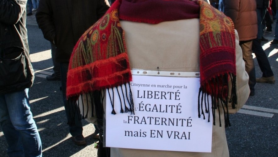 DIRECT. "Je suis Charlie" : plus de 25 000 Aveyronnais dans la rue