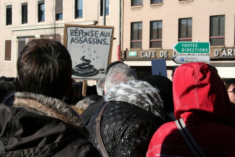 DIRECT. "Je suis Charlie" : plus de 25 000 Aveyronnais dans la rue