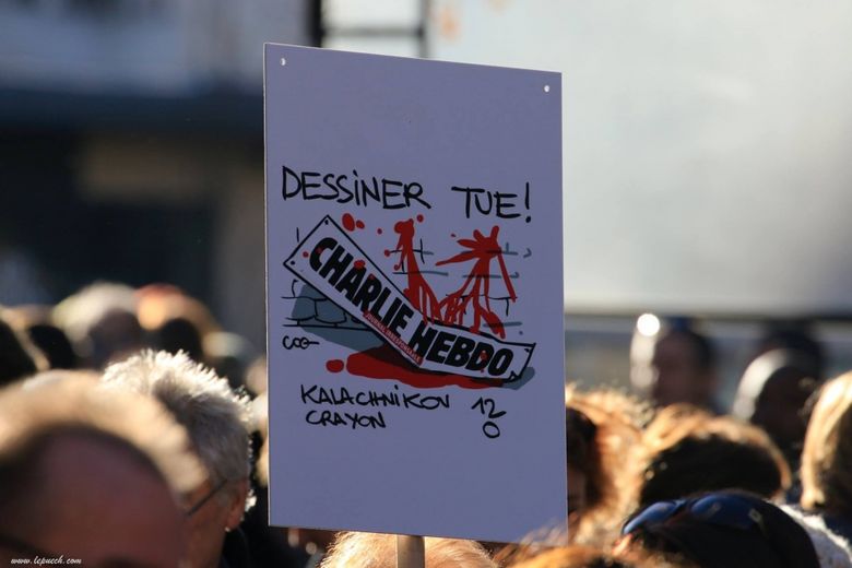 DIRECT. "Je suis Charlie" : plus de 25 000 Aveyronnais dans la rue