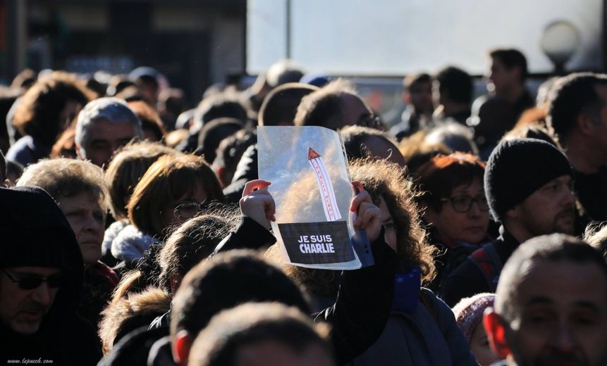 DIRECT. "Je suis Charlie" : plus de 25 000 Aveyronnais dans la rue