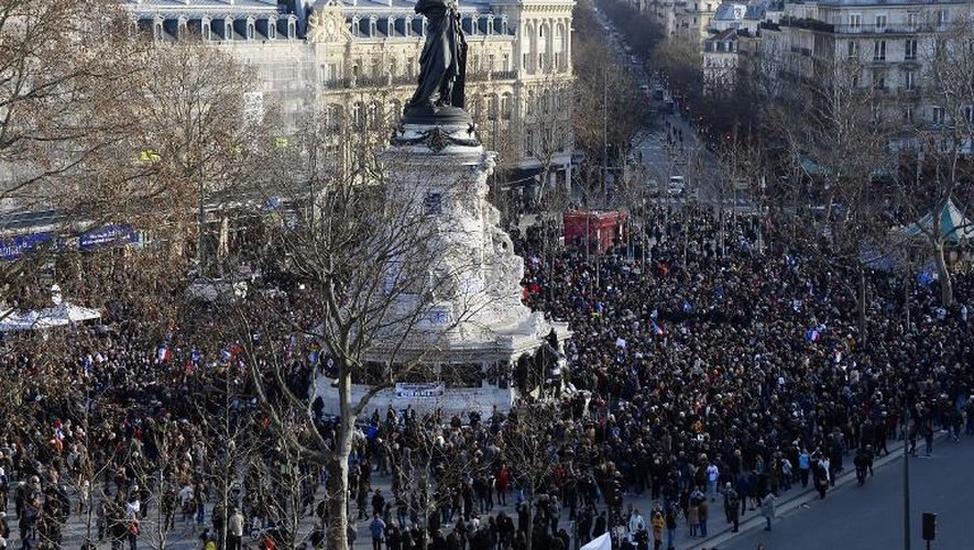 Les manifestants se rassemblent place de la République le 11 janvier 2015 à Paris