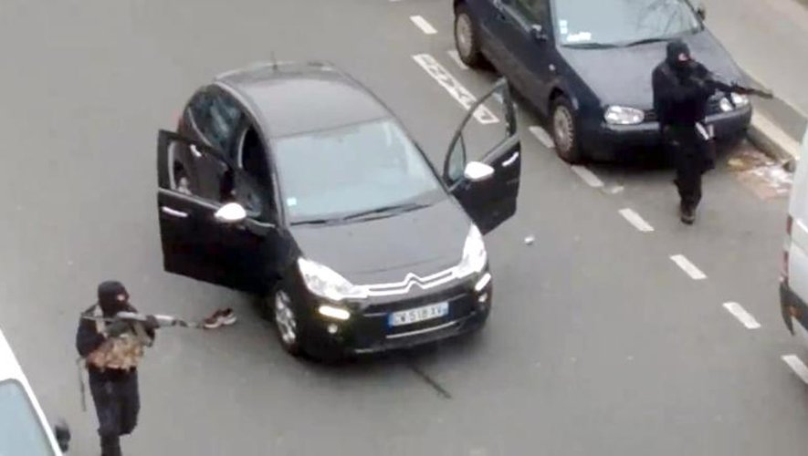 Une capture d'écran d'une vidéo postée par Jordi Mir, un résident, de la tuerie des frères Kouachi le 7 janvier 2015 à Paris