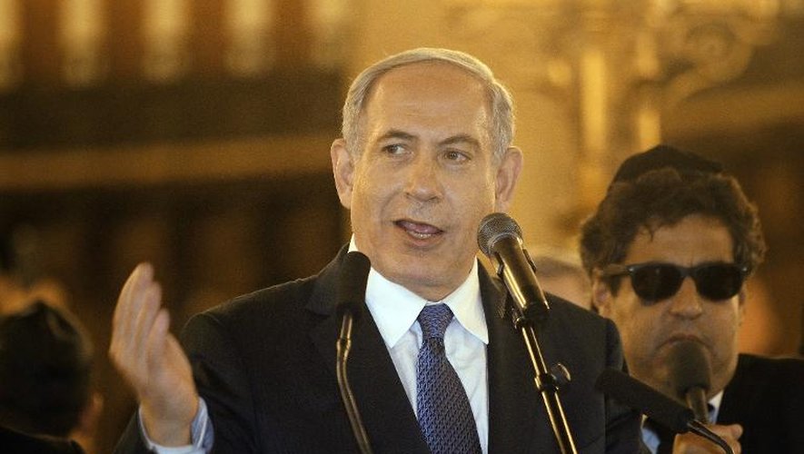 Le chef du gouvernement israélien, Benjamin Netanyahu, le 11 janvier 2015 à la Grande synagogue de Paris