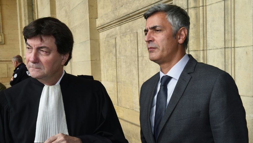 Pascal Bonnefoy et son avocat Antoine Guillot au tribunal le 4 novembre 2015 à  Bordeaux
