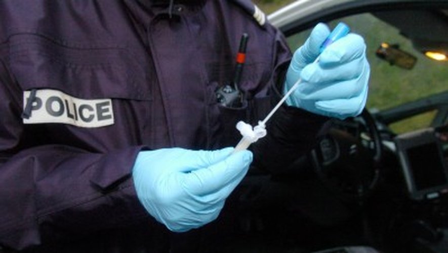 Cannabis, cocaïne, ecstasy : de nouveaux tests salivaires sur les routes aveyronnaises 