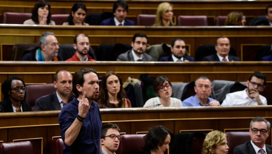 Le leader du parti de gauche radicale Podemos Pablos Iglesias au Parlement à Madrid, le 13 janvier 2016