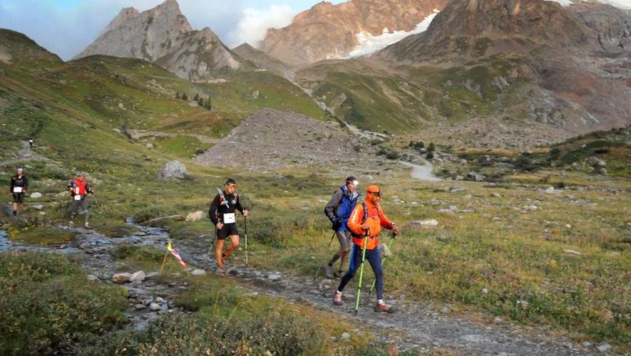 Des participants à la 7e édition d'Utra-Trail le 29 août 2009 autour du Mont-Blanc