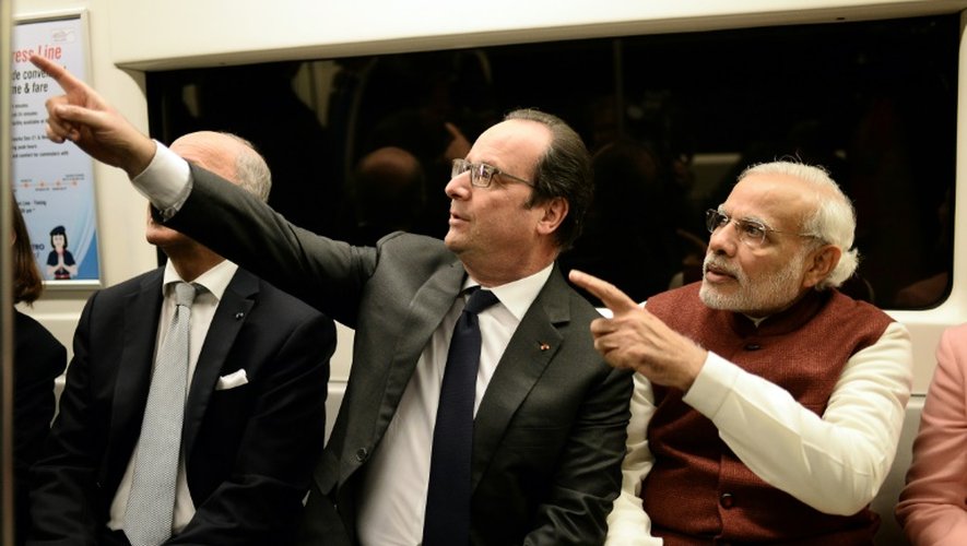 Le président François Hollande et le Premier ministre indien Narendra Modi, lors d'une manifestation à New-Delhi, le 25 janvier 2016