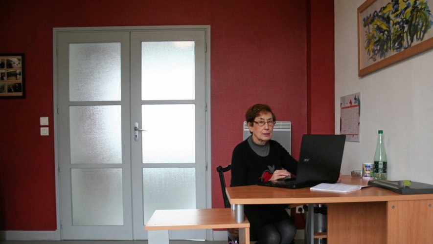 Depuis le 1er janvier, Pierrette Villemagne, présidente de l’Atelier Blanc, possède désormais son bureau, au n°5 de la rue Émilie-de-Rodat.