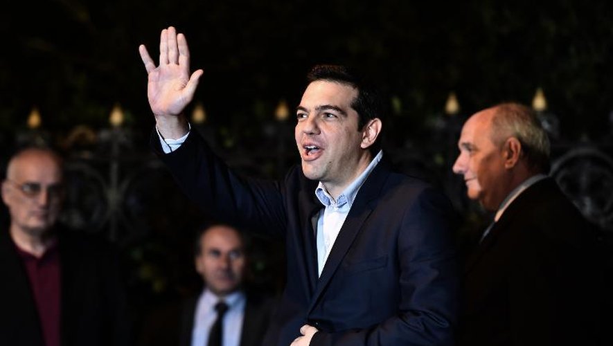 Alexis Tsipras à la sortie du palais présidentiel le 27 janvier 2015 à Athènes