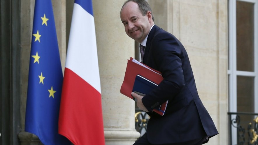 Le député français PS Jean-Jacques Urvoas gravit le perron de l'Elysée à Paris 18 février 2015