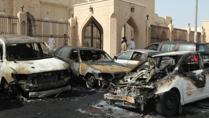 Attentat suicide contre la mosquée chiite d'Al-Anoud le 29 mai 2015 à Damman en Arabie saoudite