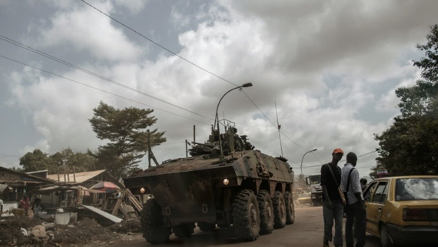 Un véhicule militaire français de l'opération Sangaris à Bangui en Centrafrique, le 26 novembre 2015