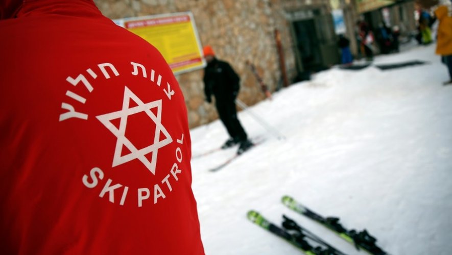 Un pisteur israélien de la station de ski du mont Hermon, dans le Golan occupé par l'Etat hébreu, le 21 janvier 2016
