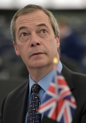 Le député européen Nigel Farage, chef de l'Ukip, lors d'un débat au Parlement européen, le 3 février 2016