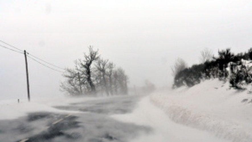 Vent et neige: la tourmente a perturbé la circulation hier après-midi sur l'Aubrac.