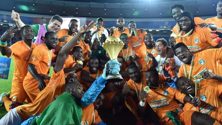 Les "Eléphants" de Côte d'Ivoire, sacrés champions d'Afrique après leur victoire sur le Ghana en finale de la CAN, le 8 février 2015 à Bata