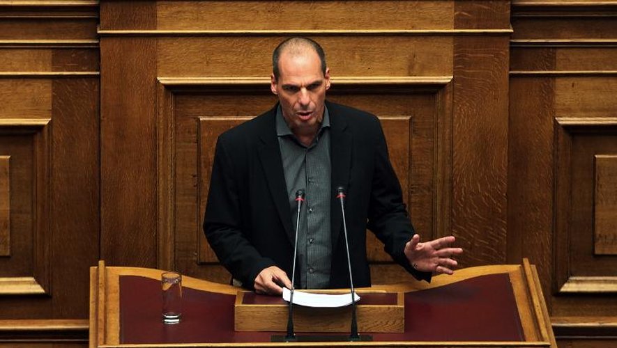 Le ministre grec des Finances Yanis Varoufakis, lors d'une session au Parlement, avant le vote de confiance au gouvernement, le 10 février 2015 à Athènes
