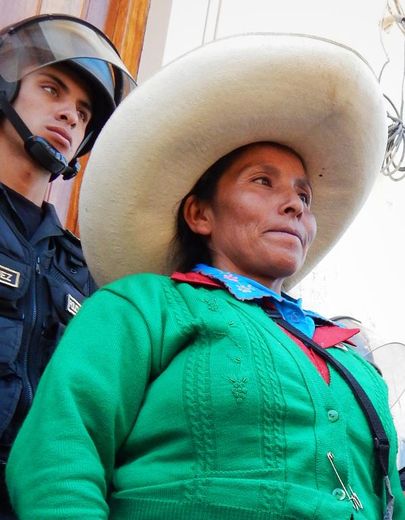 Photo de la paysanne andine Maxima Acuna, prise le 20 novembre 2014 à Cajamarca, au Pérou, et publiée sur le blog Grundfides le 12 février 2015