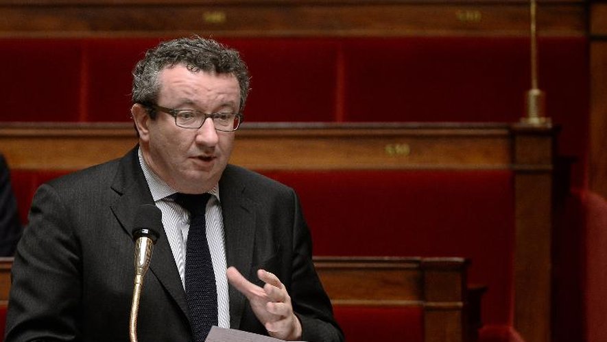 Le député PS Christian Paul s'exprime à l'Assemblée nationale sur la loi Macron, le 13 février 2015