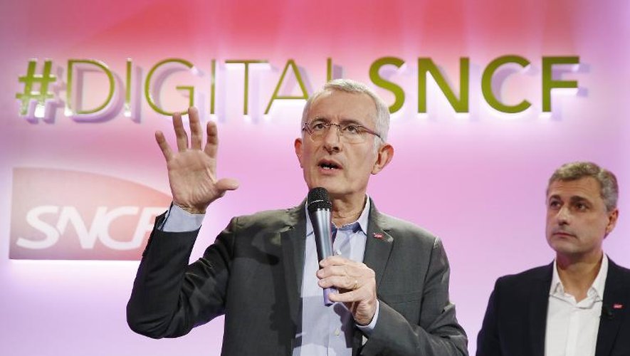 Le président de la SNCF Guillaume Pepy  donne une conférence de presse le 10 février 2015 à Paris