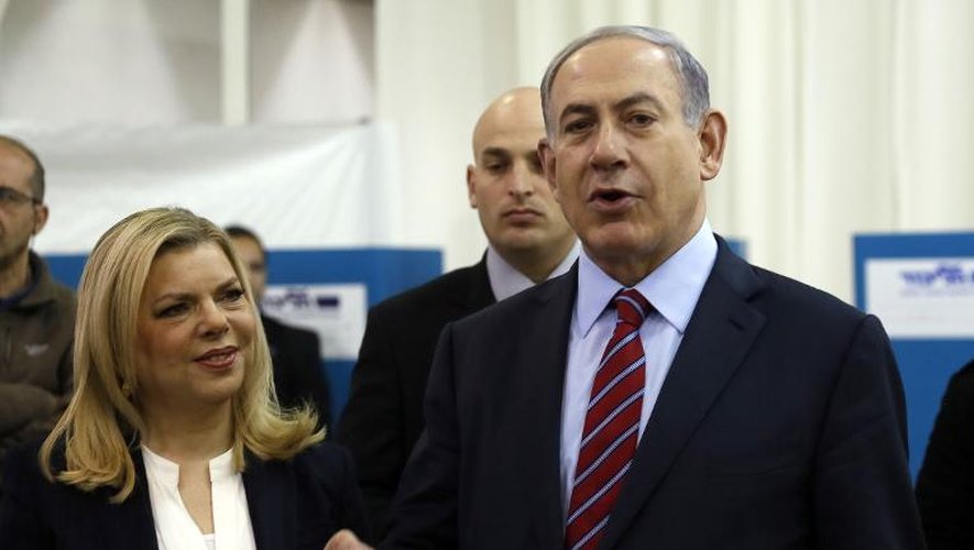 Le Premier ministre Benjamin Netanyahu et sa femme Sara lors des primaires du LIkoud, le 31 décembre 2014 à Jérusalem