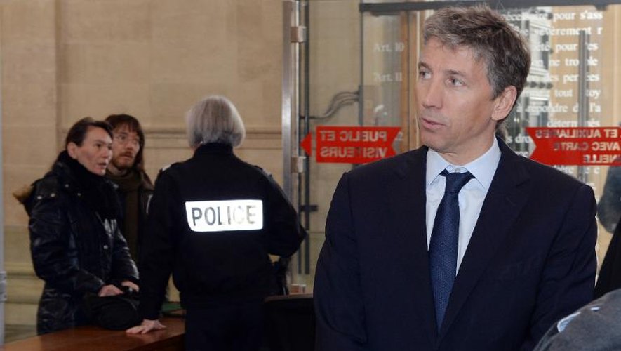 L'entrepreneur audiovisuel Stéphane Courbit quitte le palais de justice de Bordeaux, le 20 février 2015