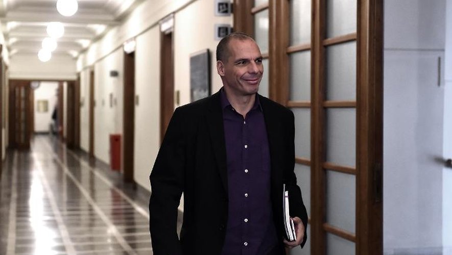 Le ministre grec des Finances Yanis Varoufakis arrive au Parlement à Athènes le 24 février 2015