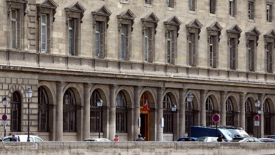 L'entrée du 36 quai des Orfèvres à Paris le 27 juin 2012