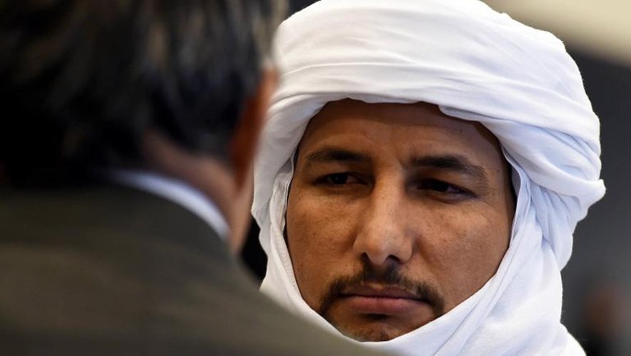 Bilal Acherif, Secrétaire général du Mouvement national de libération de l'Azawad (MNLA), assiste à la signature d'un accord de paix que les groupes touareg entendent parapher s'ils obtienent l'approbation de leur base, le 1er mars 2015 à Alger