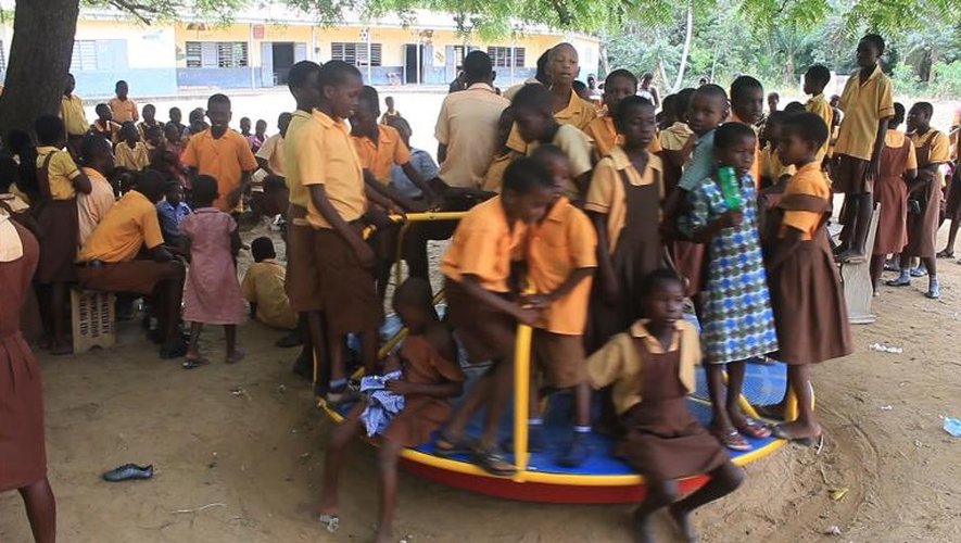 Capture d'écran d'une vidéo de l'AFPTV montrant des élèves de l'école élémentaire de Pediatorkope au Ghana, le 21 février 2015