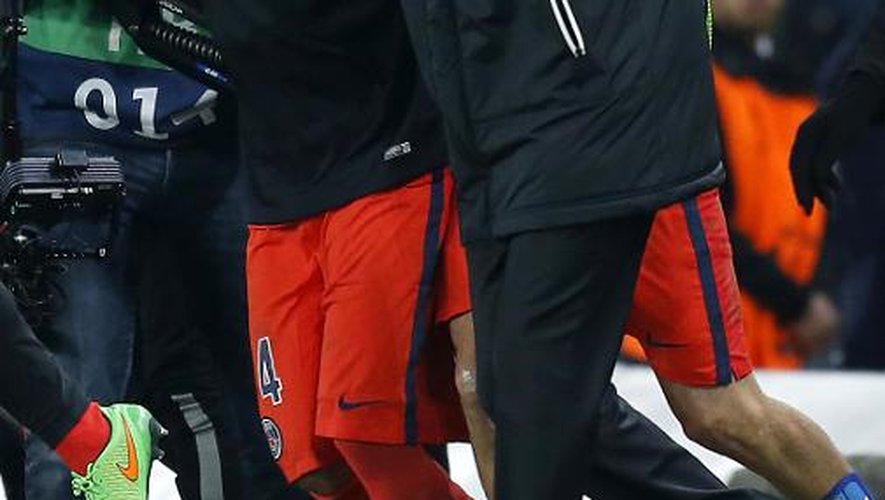 La joie de l'entraîneur du PSG Laurent Blanc après la qualification de son équipe en quarts de finale de la Ligue des champions aux dépens de Chelsea, le 11 mars 2015 à Londres